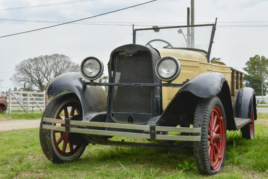 Sistemi di frenata per auto d’epoca: i ricambi auto, il restauro e manutenzione 4 frenata per auto d’epoca. Componenti auto.. 4