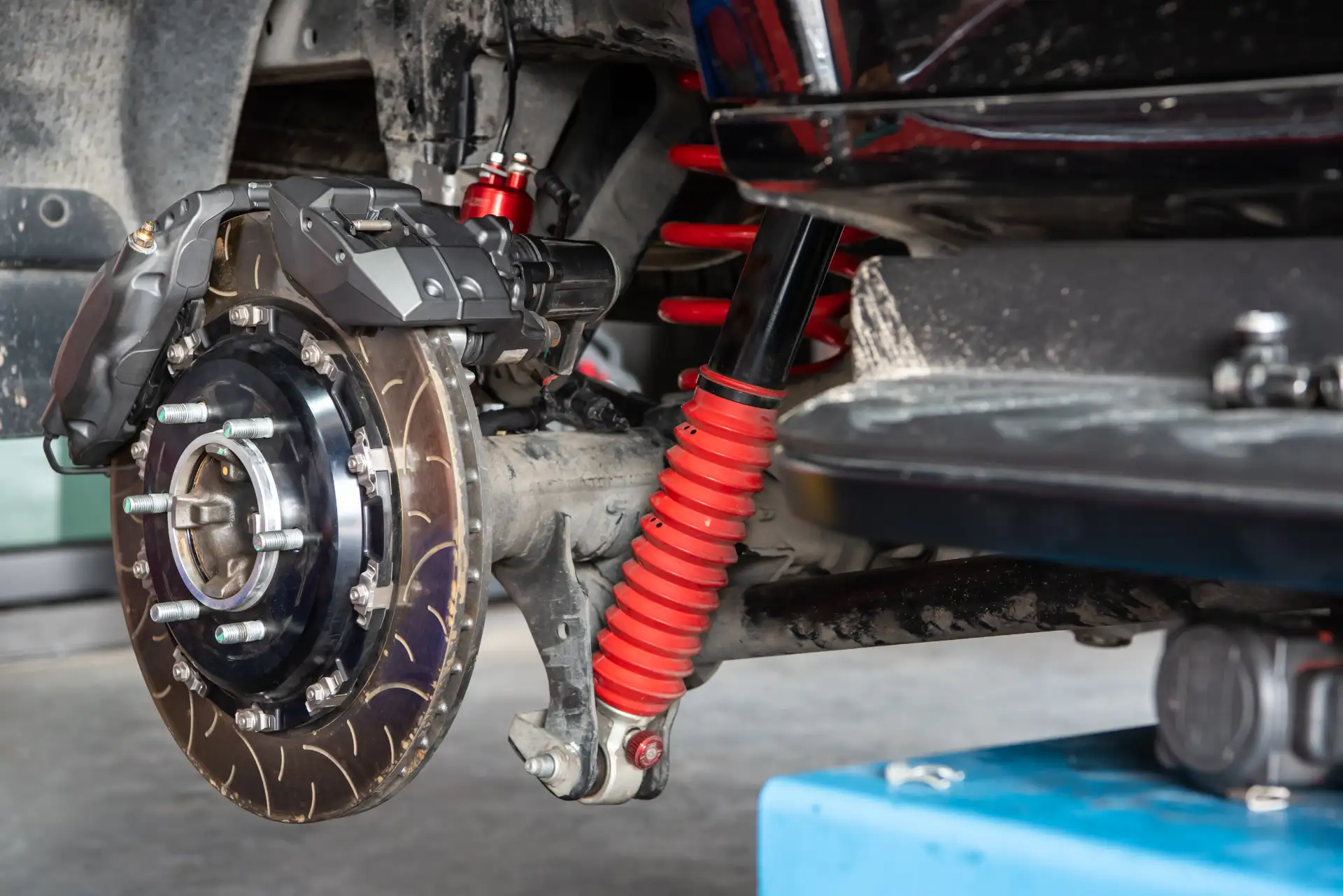 ammortizzatori-8. Componenti auto.