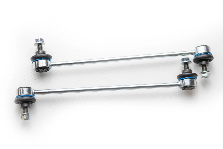 Testine-bielle-barra-stabilizzatrice. Componenti auto.